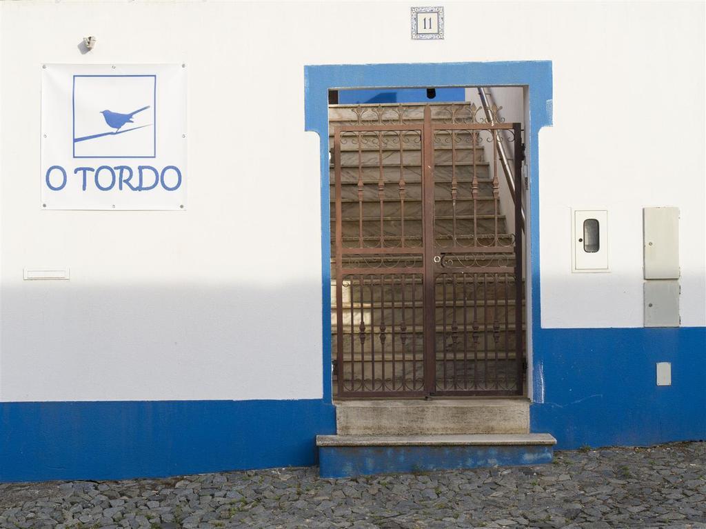 Guest house Alojamento O Tordo